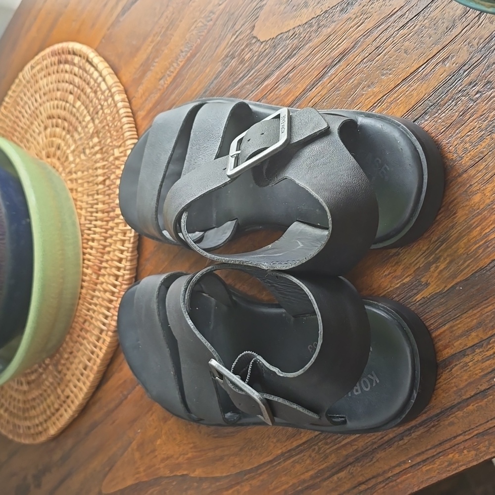Kork-Ease Black Women's Sandals - Picture 5 of 9